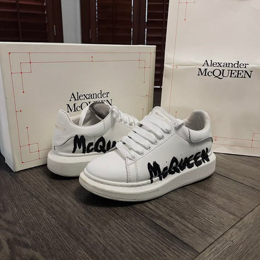 Alexander Mcqueens’ Black N White