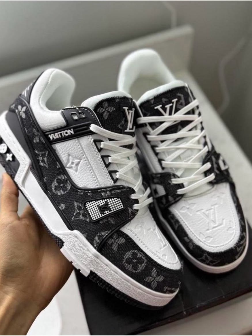 Louis Vuitton Trainer Sneaker