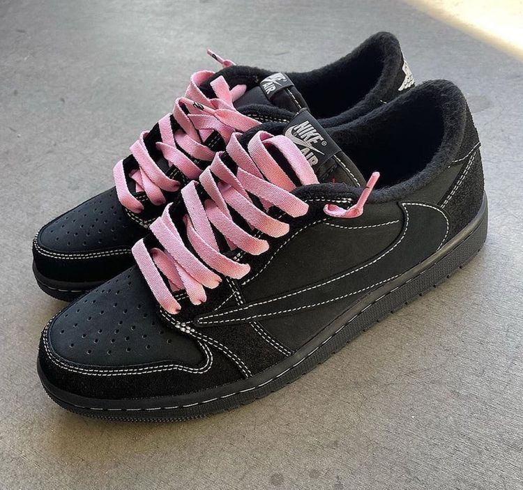 Travis Scott Dunks
