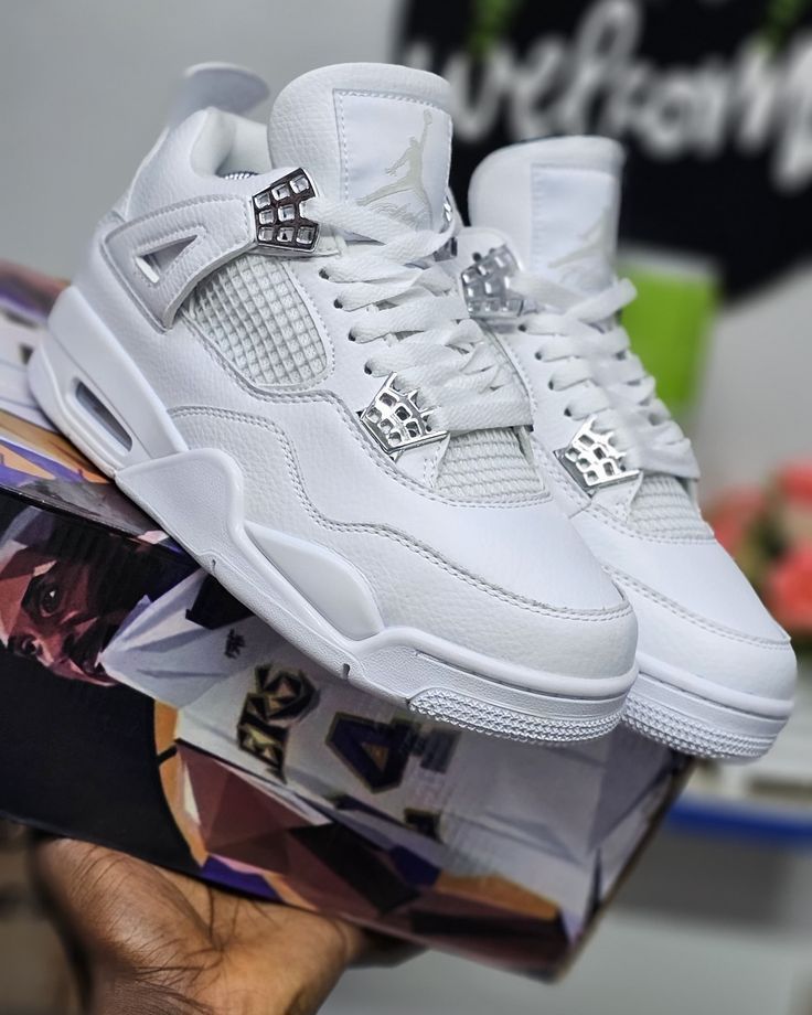 Jordan 4'S