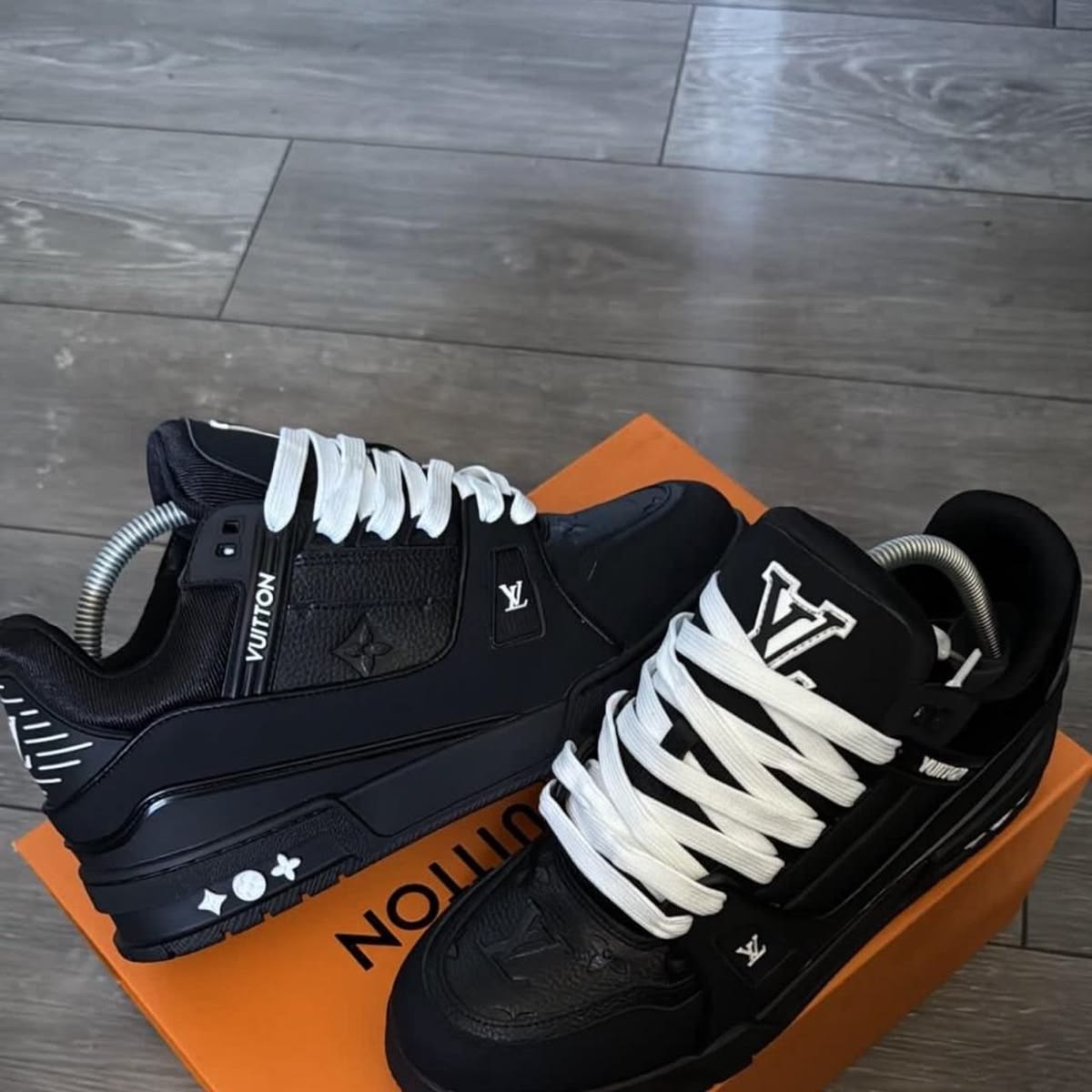 Louis Vuitton Trainer Sneaker