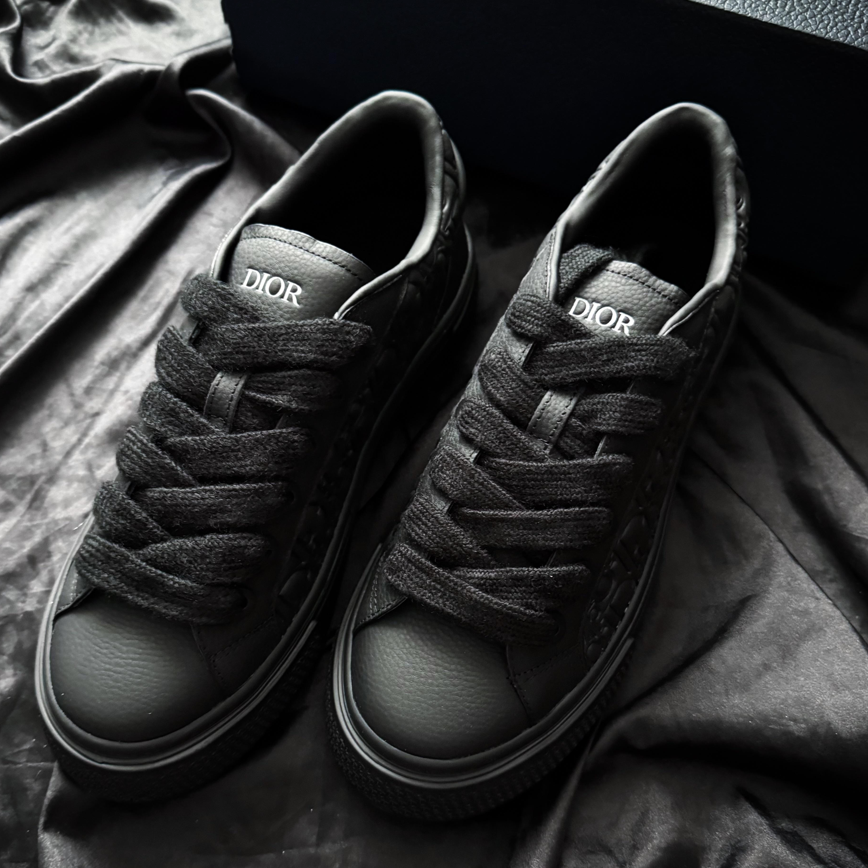 Dior B33